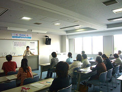 act_1206_03.jpg